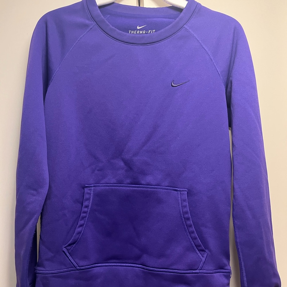 Nike sweatshirt